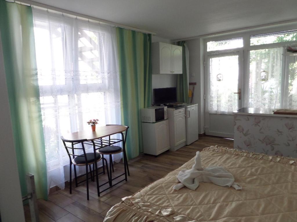 Bori Apartmanok Hajdúszoboszló المظهر الخارجي الصورة
